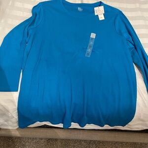 Women’s long sleeve shirt